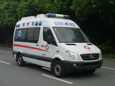 北京租赁私人救护车电话号码
